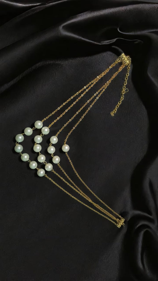 multi layer pearl neckpiece